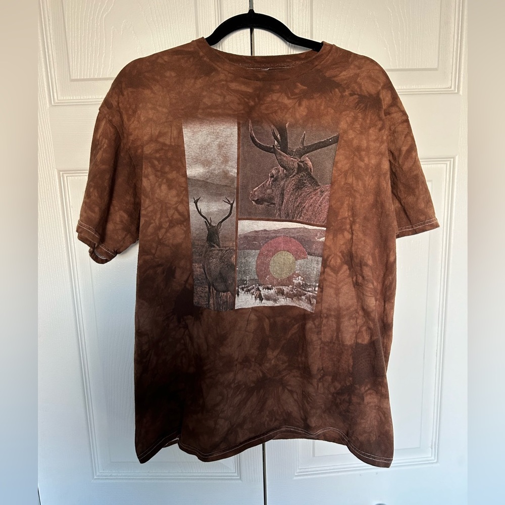 Outdoorsy Brown Tie Die Shirt - L - EUC